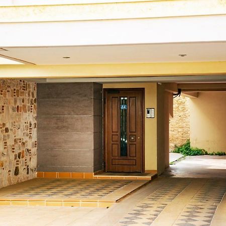 Catherine'S Comfort Apartment No2 ลาวริออน ภายนอก รูปภาพ